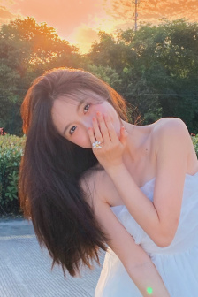 欧洲美女多人群交视频